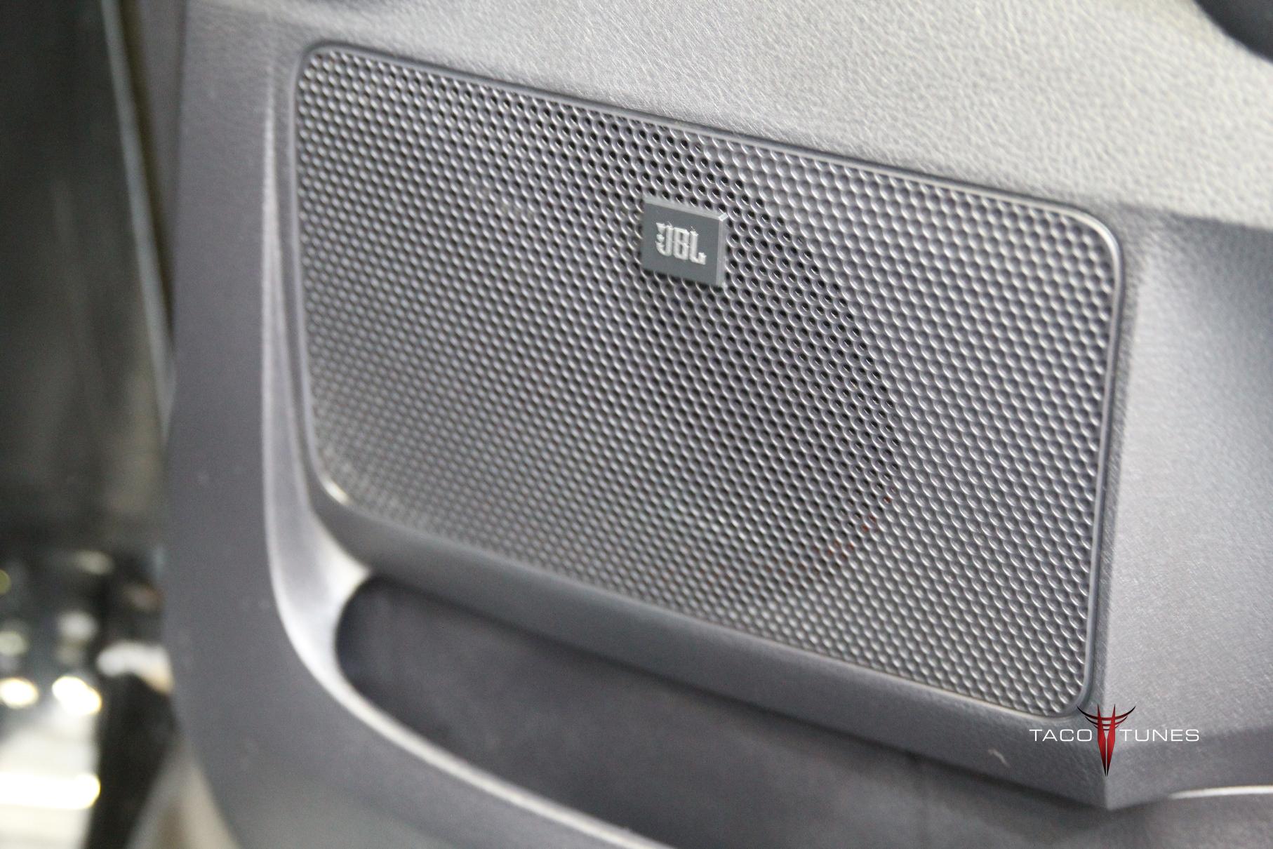 Toyota tundra sale jbl sound system