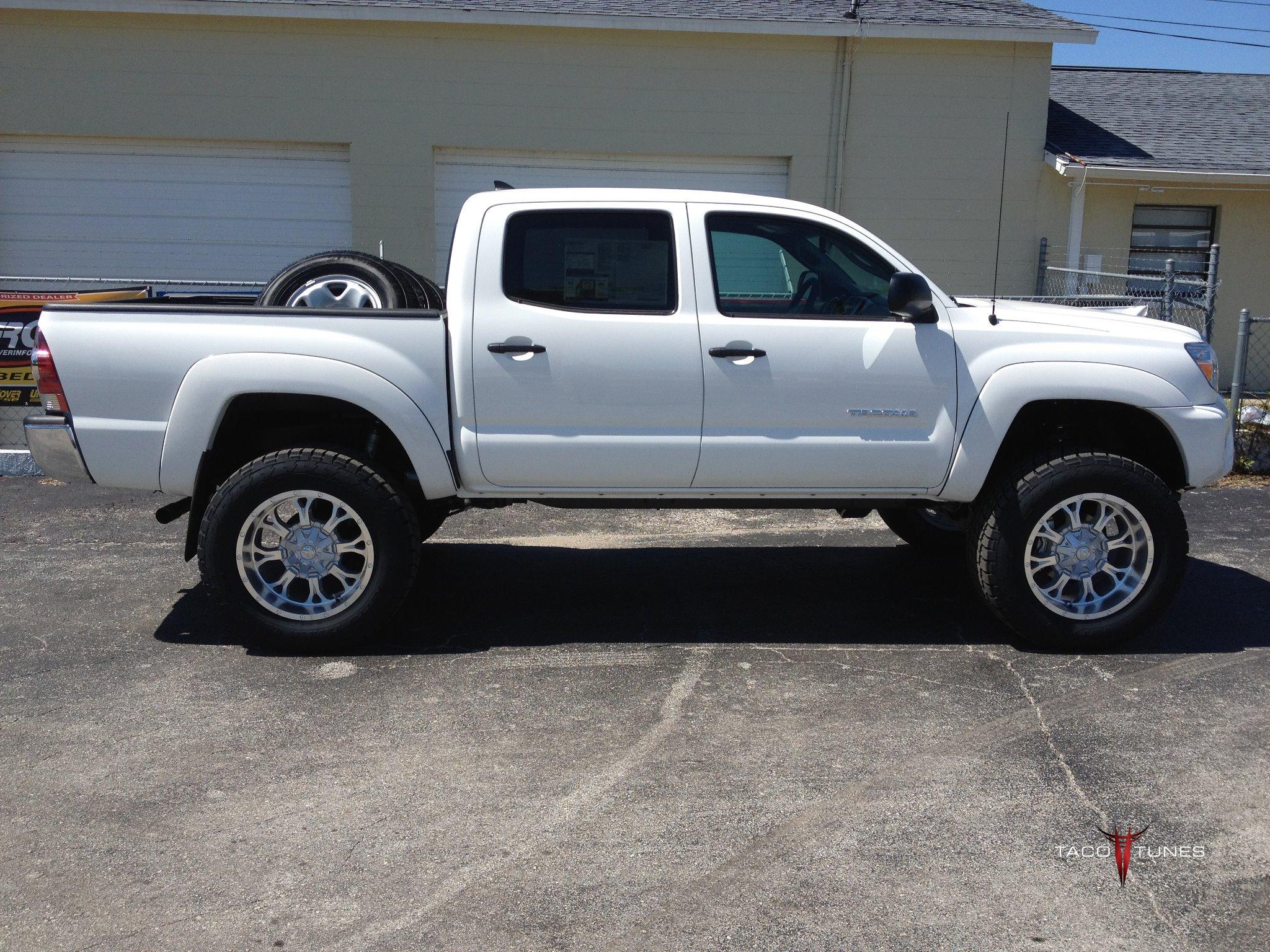 Toyota Tacoma Double Cab BDS Suspension Lift Kit 3