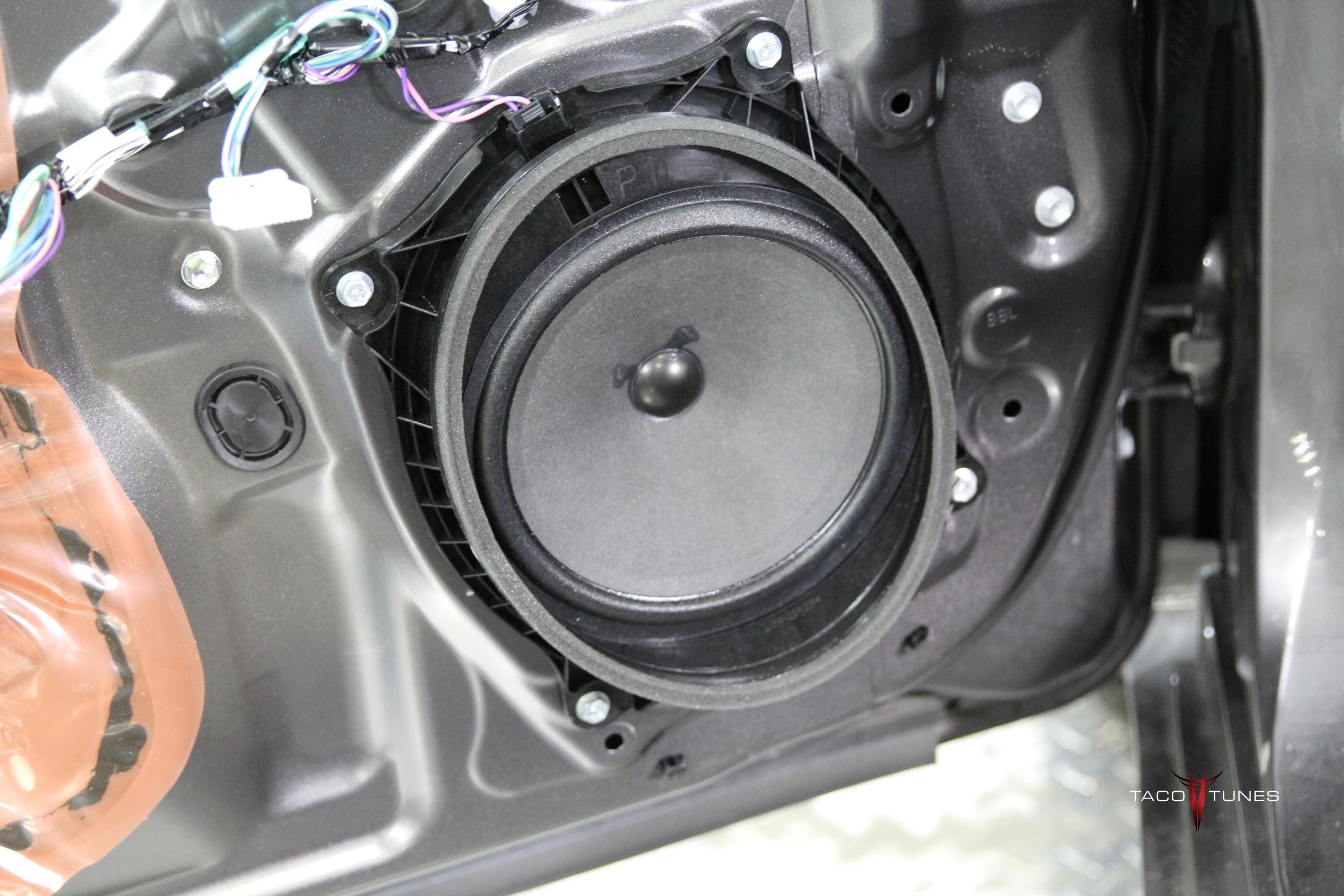 2015 Toyota Camry stereo overview and complete audio upgrade speakers