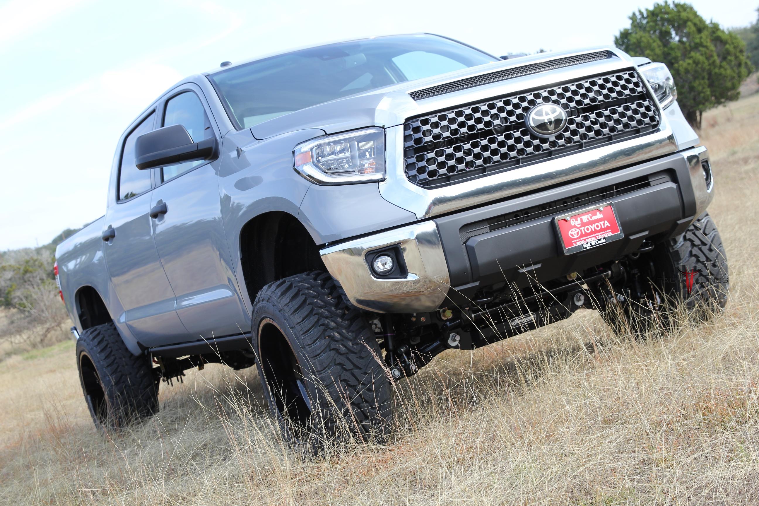 Toyota Tundra 4x4 TRD Off Road