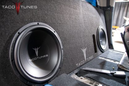 Toyota Tundra Dual 12 subwoofer box and subs